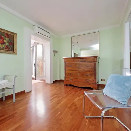 شقة Anno Domini 120 Sqm, Large, Elegant, Near Center روما